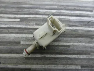 1J0810773A 3B0959782 EIS273143 Stellmotor Tankklappe Volkswagen Golf 2001 - Bild 2