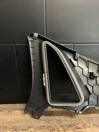 VW Polo Hinten Links Säule Rand 2G4867287A 2018 Verkleidung Säule Schwarz - Bild 8