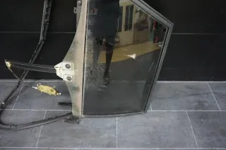 Fensterheber Führung Rechts Hinten 4F0839462 B Audi Audi A6 4F Bj 2007 - Bild 3