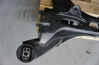 Vorderachse Hilfsrahmen VW Touareg Porsche Cayenne Porsche 955 7L0499311E - Bild 4
