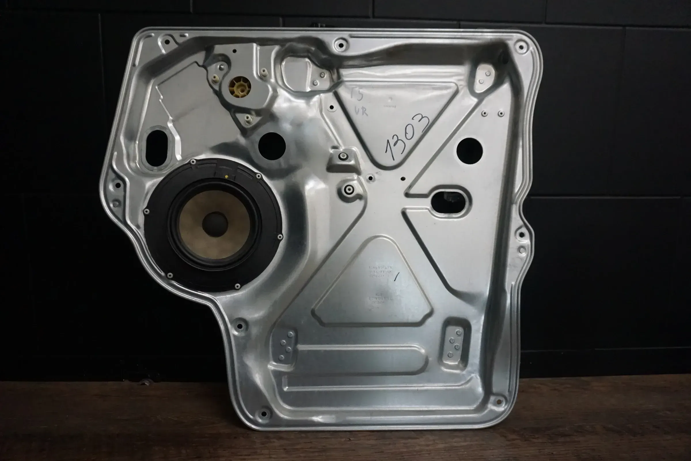 VW T5 GP Fensterheber Fensterheberplatte vorne rechts 7E1837730K - Bild 1