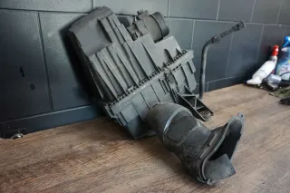 Orig Luftfilter Luftfiltergehäuse VW T5 16 7E0129601 7E0129620 Luftfilterkasten - Bild 2