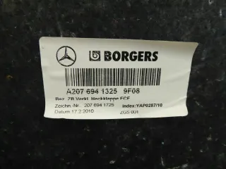 Mercedes W207 Coupe Heckklappenverkleidung Verkleidung Heckdeckel 2076941325 - Bild 5