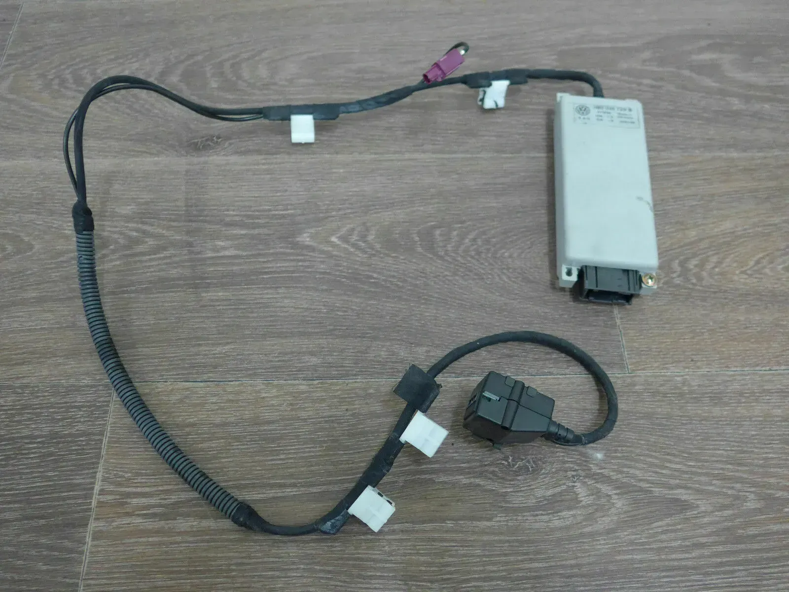Original VW Golf 4 Interface Steuergerät Handy Telefon 3B0035729B - Bild 1