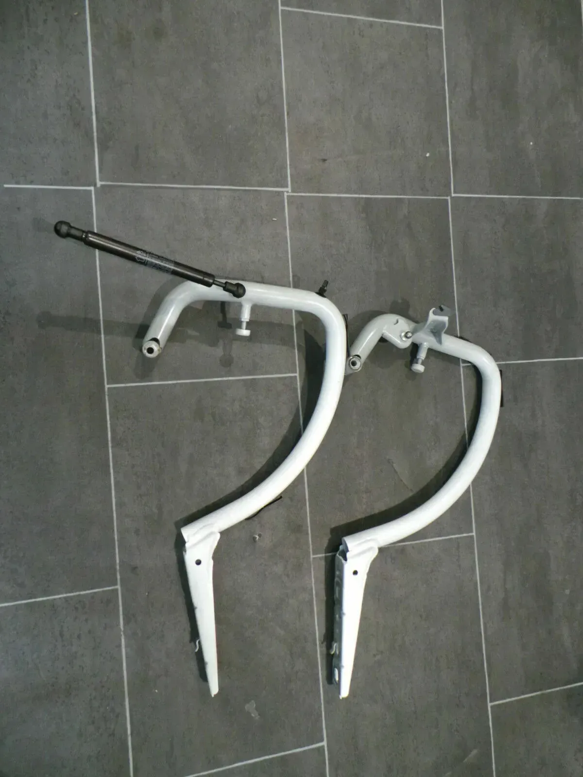 Scharniere Heckklappe Mercedes Coupe W216 CL A2167500128 A2167500228 - Bild 1