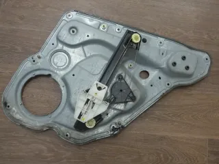 Seat Leon Toledo 1M Fensterheber Gestänge hinten links 1M0839755F - Bild 3