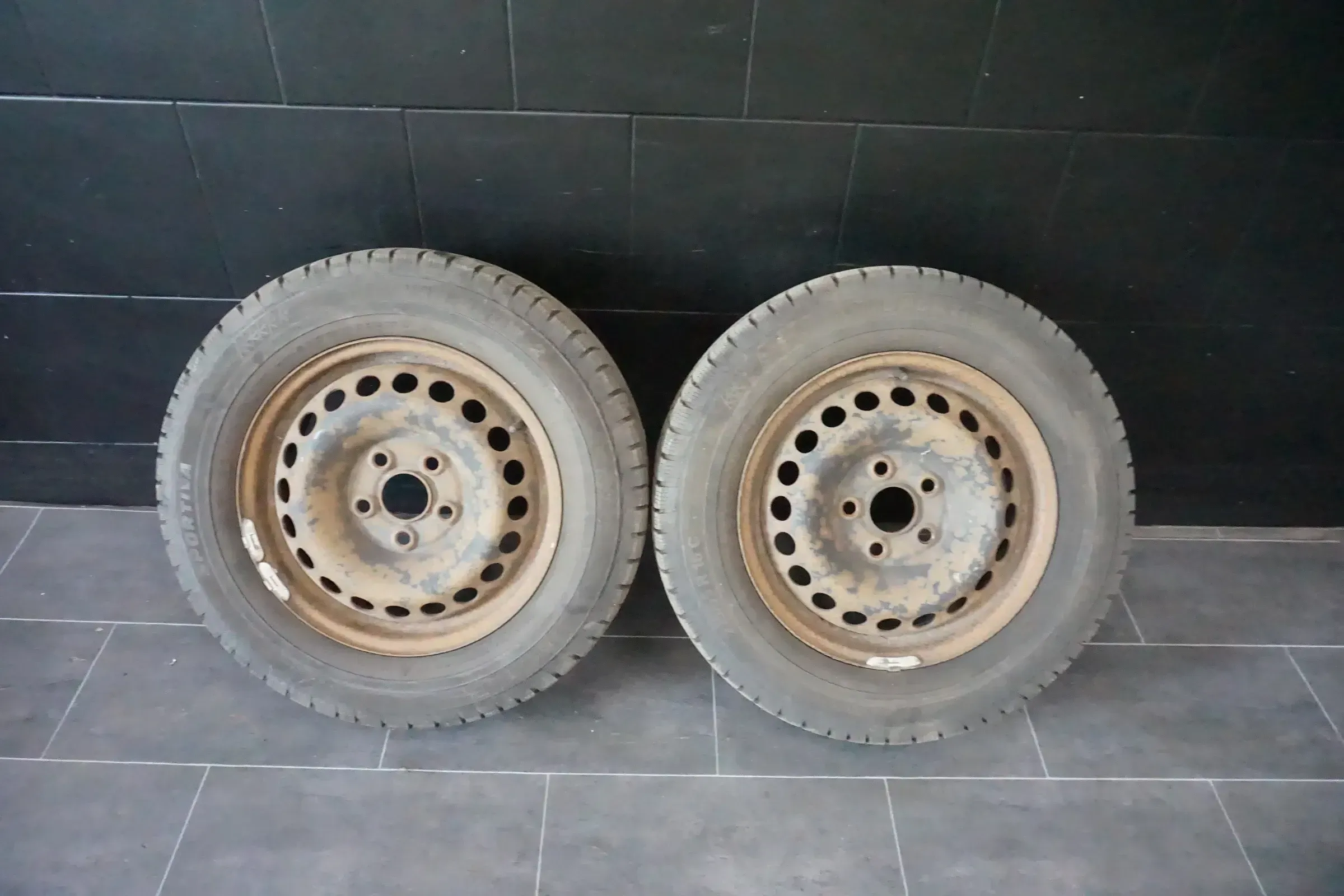VW T5 T6 Stahlfelgen Winterreifen Reifen Räder 215/65 R16C Winter - Bild 1