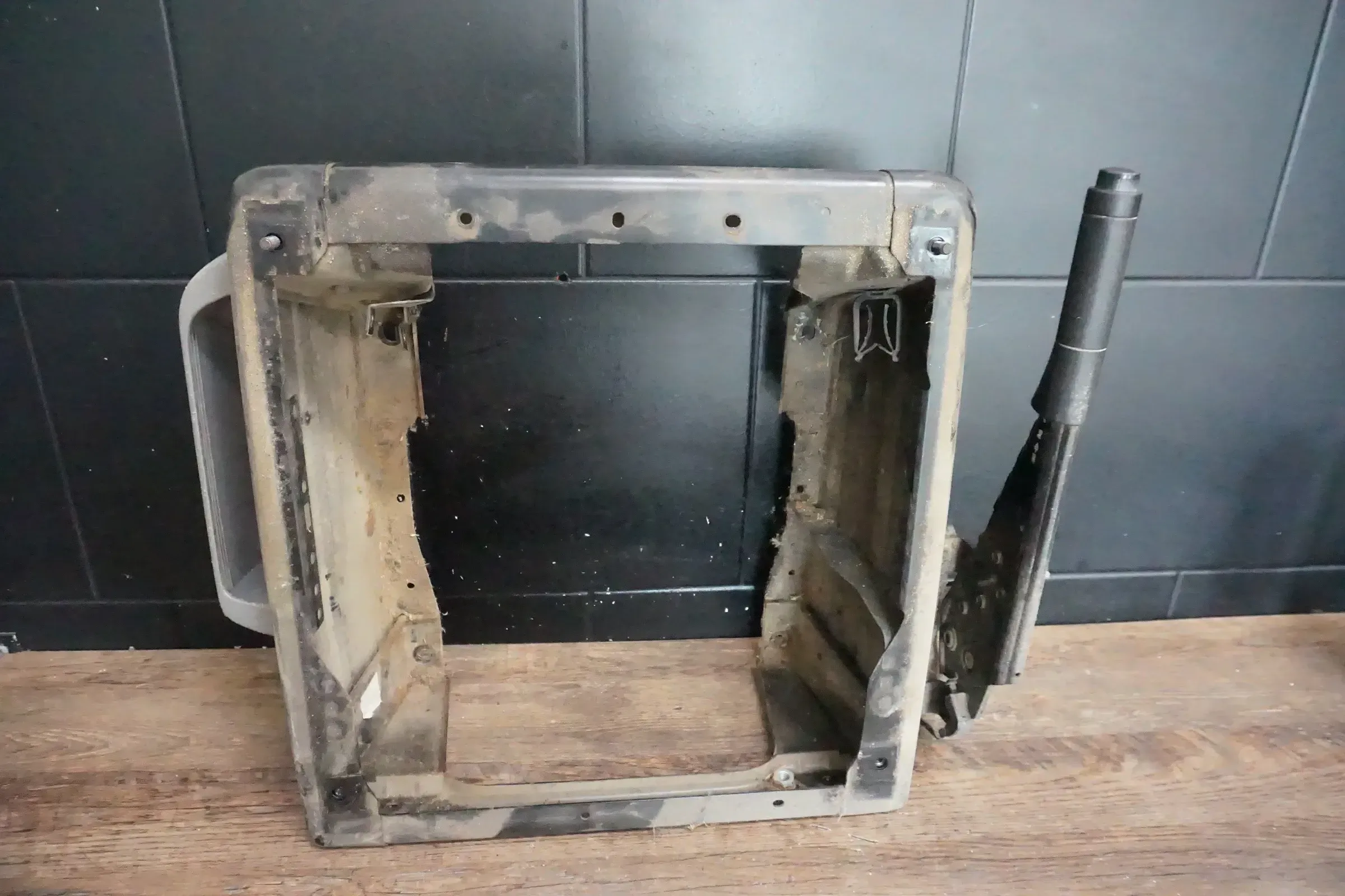Sitzkonsole Konsole Fahrersitz Vorne Links VW Transporter T5 7H1881677J - Bild 1