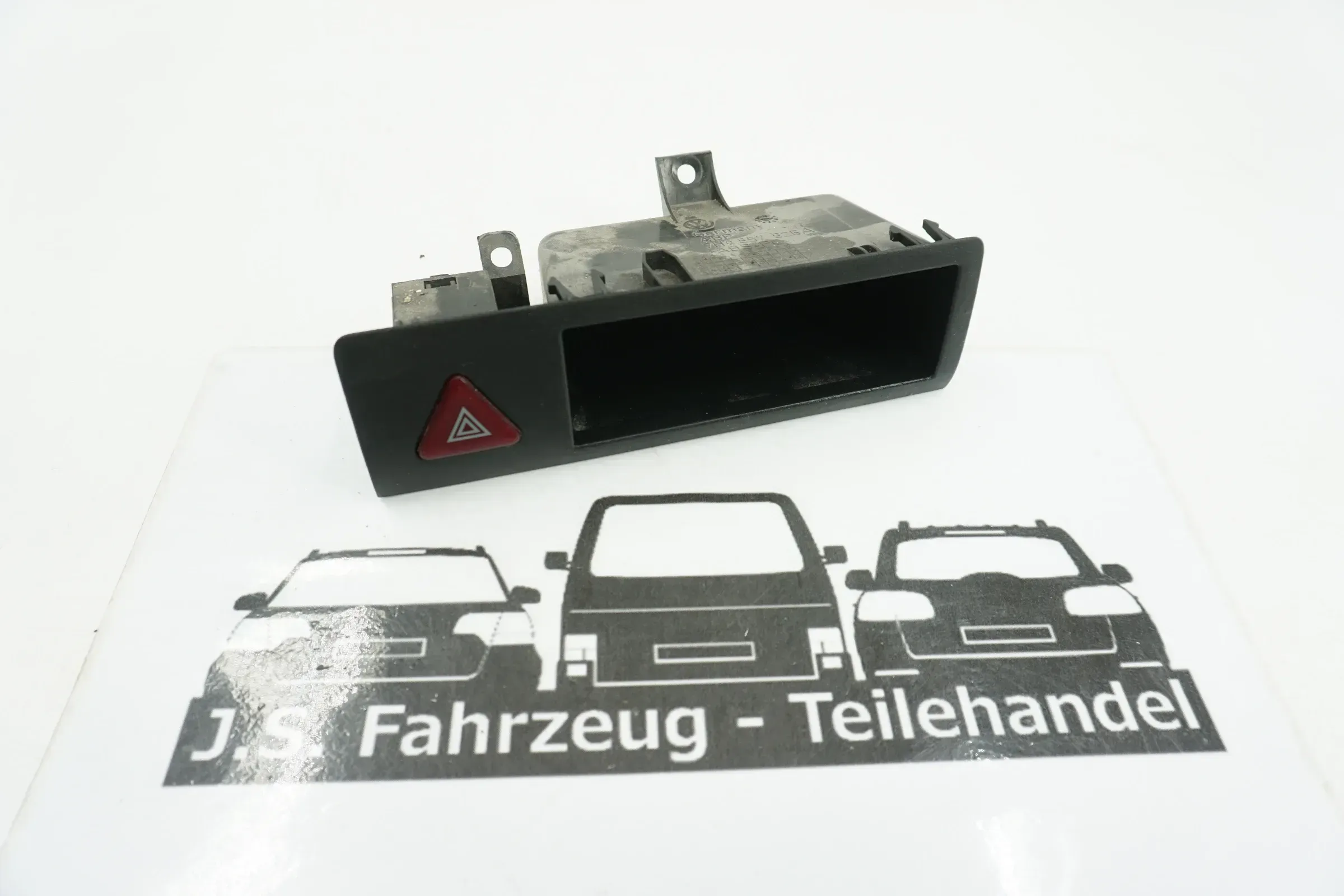 VW T5 Transporter Ablagefach 7H0857925A Warnblinkschalter Schalter - Bild 1