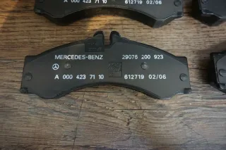 OE MB Bremsbeläge Vorne Hinten Links Rechts Satz Pad a0004237110 - Bild 5