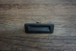 SKODA SUPERB 2009 Heckklappengriff Taster trunk lid handle 5J0827229 - Bild 1