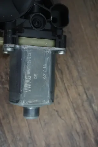 Audi Q7 4M A4 8W R8 Fensterhebermotor Fensterheber Motor links 8W0959802 - Bild 2