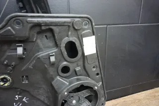 Platte Halter Träger Fensterheber (tür vorn) Links 5K0837755G VW Golf 2.0 GTI - Bild 2
