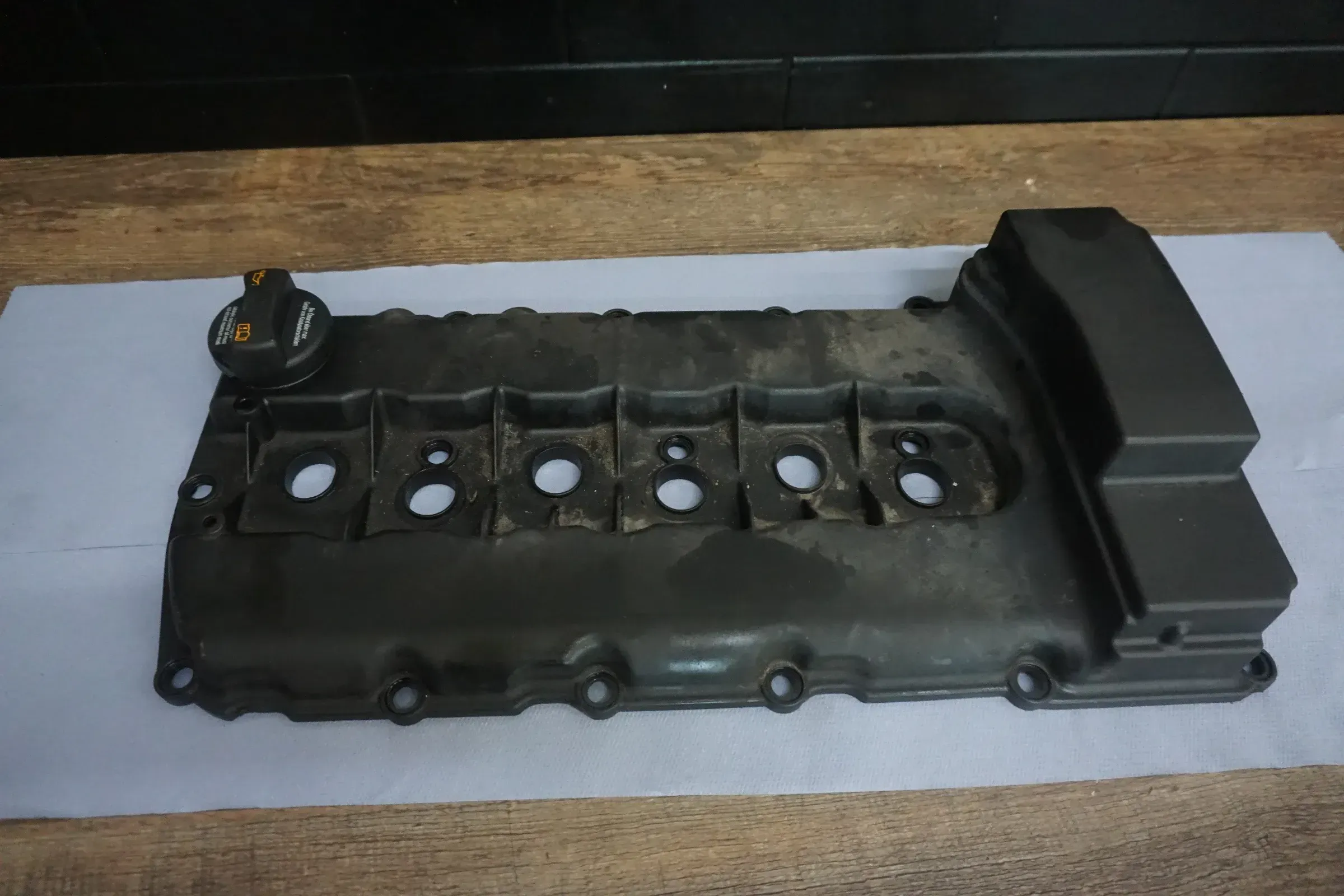 VW Passat 3C B6 3.2 250PS AXZ Ventildeckel 03H103429L - Bild 1