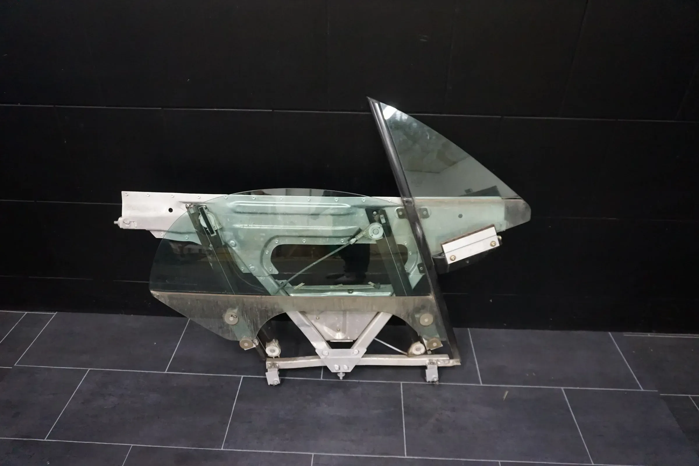 AUDI TT 8N Cabrio Roadster Fensterhebermechanik vorne rechts 8N7837730 - Bild 1
