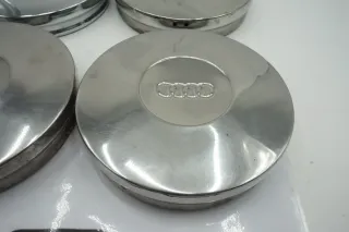 Audi 80 B1 Radkappe Radzierblende Chrom Blech Nabedeckel Zierblende Metall - Bild 7
