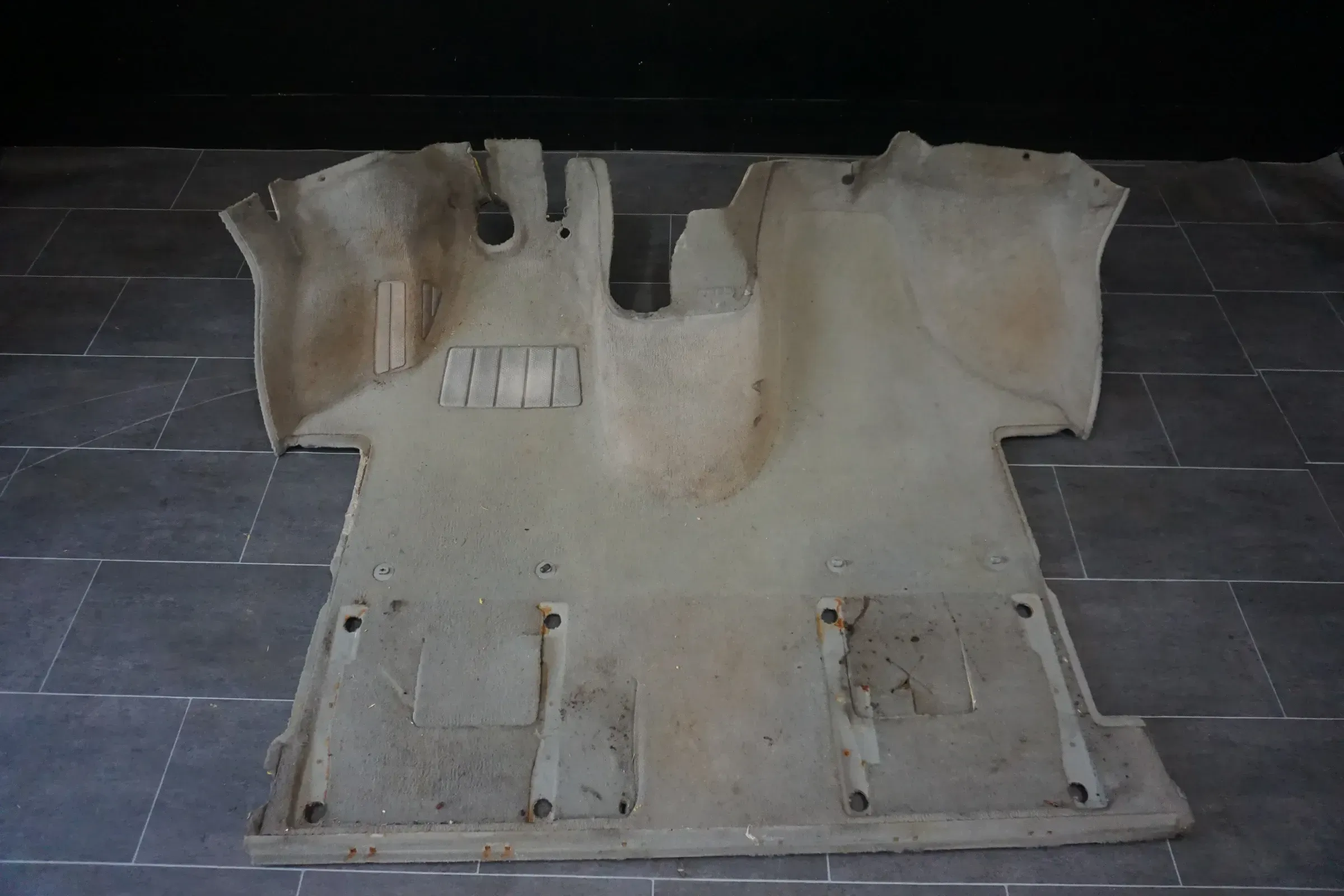 VW T5 Multivan Vorne Bodenmatte Teppich Hellgrau Original grau Boden - Bild 1