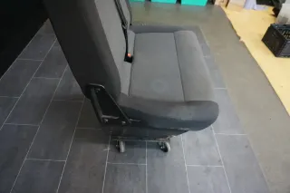 VW T6.1 T6 T5 Sitzbank Sitz Beifahrersitz 2er Doppelbank klappbar Schwarz grau - Bild 5