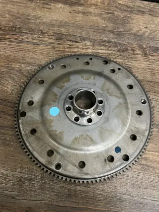 Mitnehmerscheibe Schwungscheibe Anlasserkranz Audi A4 8K A5 8T 8F 06H105323R - Bild 2