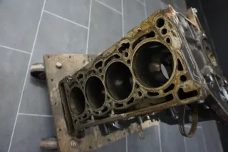 Kurbeltrieb Rumpf Rumpfmotor Motor Audi Skoda VW 2.0 TFSI CCZ CAW CCZ - Bild 4
