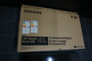 SAMSUNG QM43R Public Display LH43QMREPGCXEN Verpackung gebraucht - Bild 3