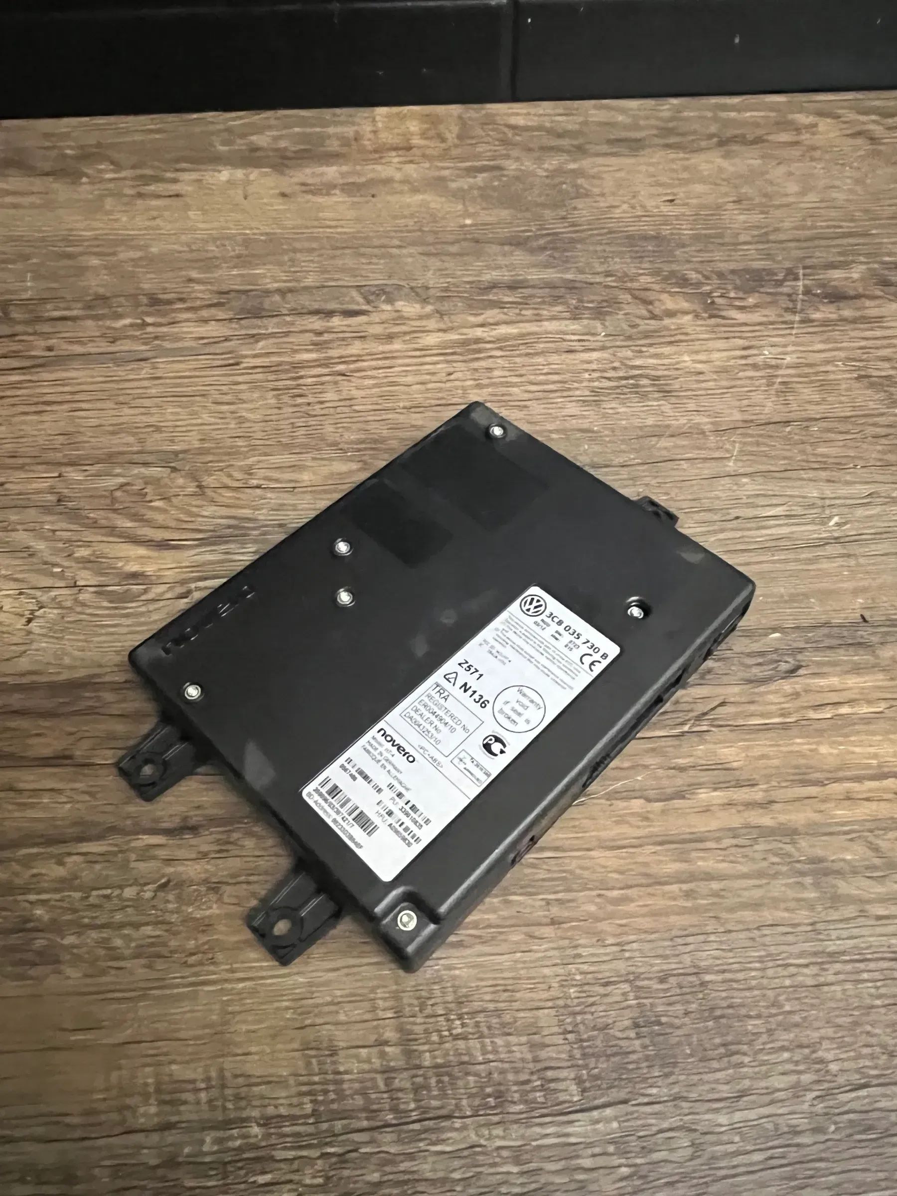 Interfacebox Steuergerät Bluetooth Modul Skoda VW Golf Passat 3C 5N0035730B - Bild 1