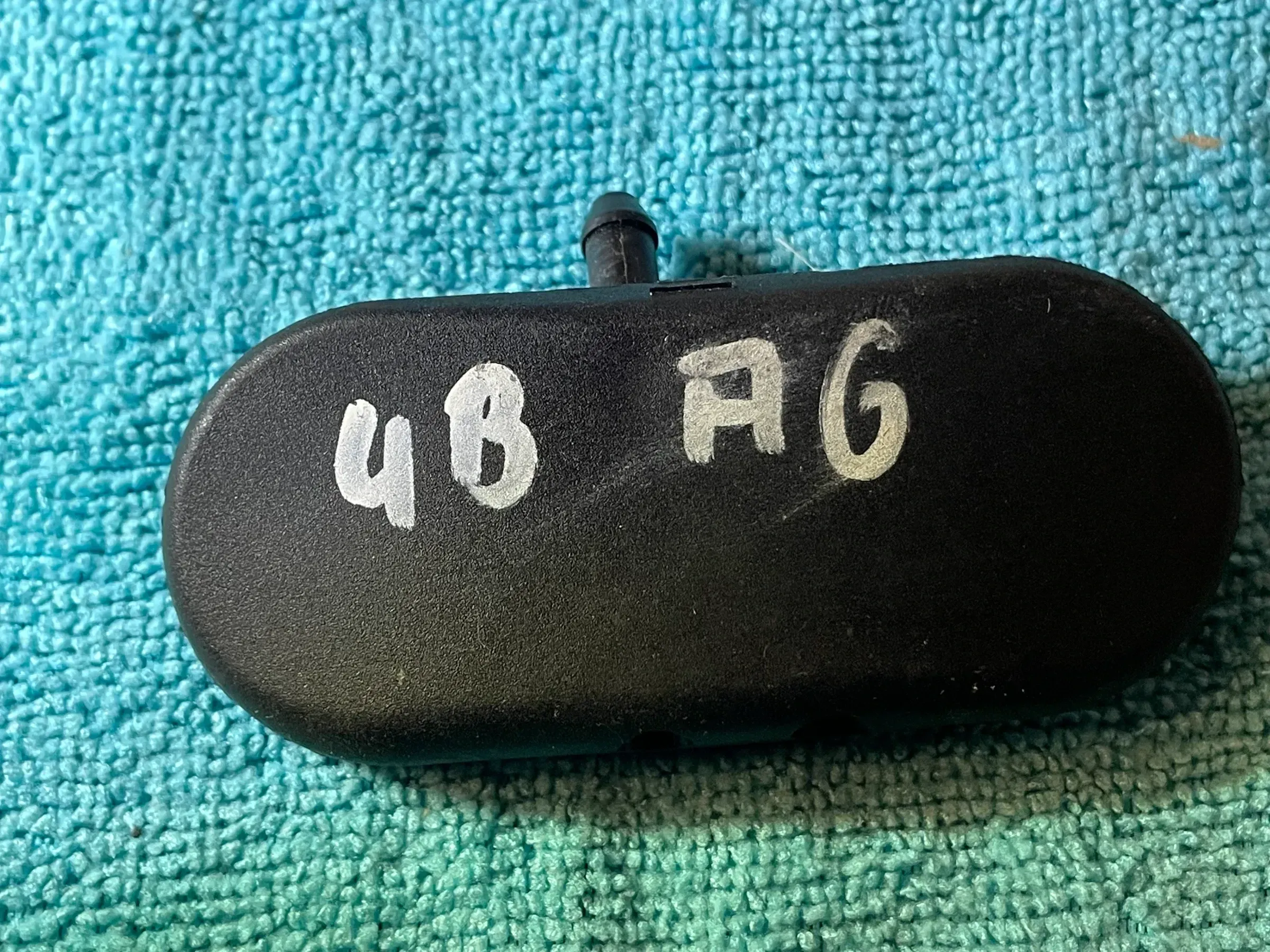 Waschdüse Spritzdüse SWRA vorne Audi A4 8E 8E0955987A - Bild 1