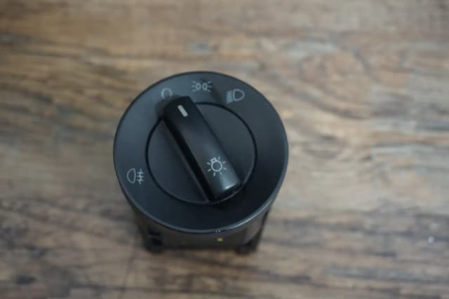 Article R4L9