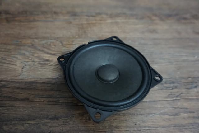 Article KM4Z