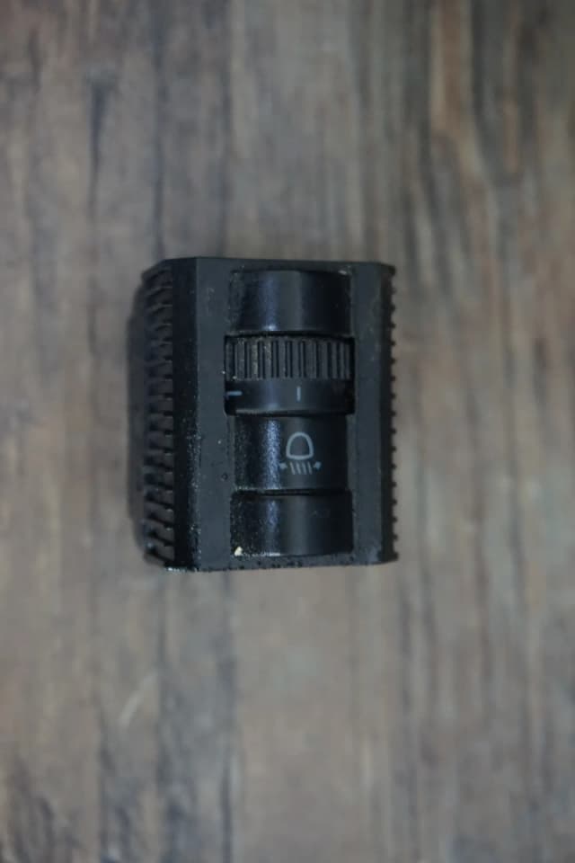 Article ZEZX