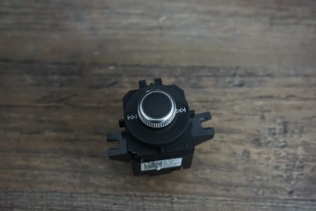 Article EGYY