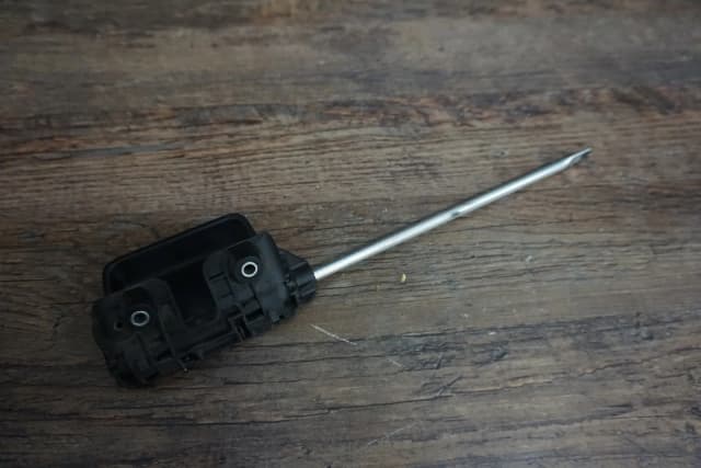 Article M4DB